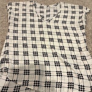 Stylish Black and White Women's Top